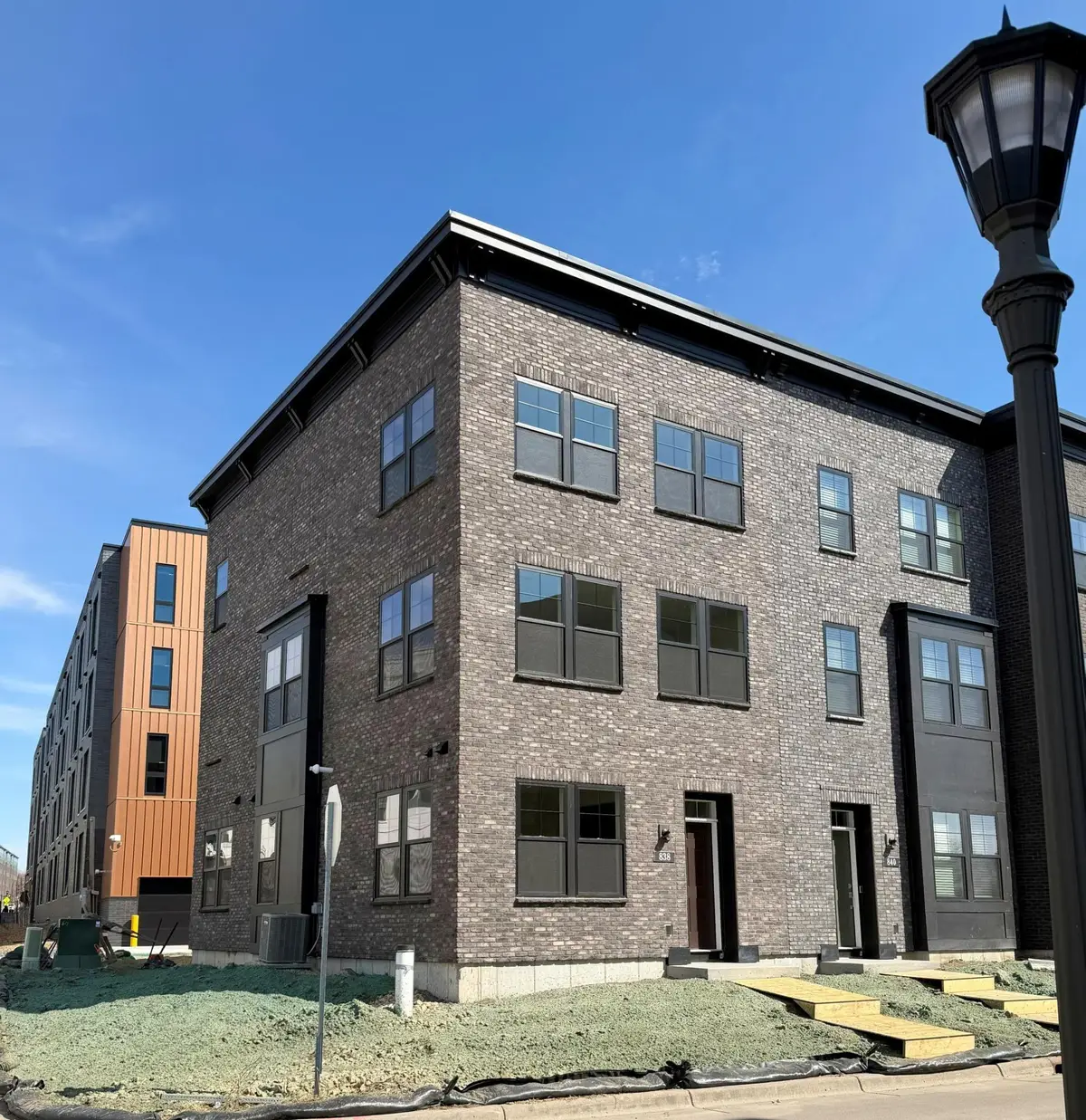 838 Woodlawn Avenue, Saint Paul, MN 55116 - #1