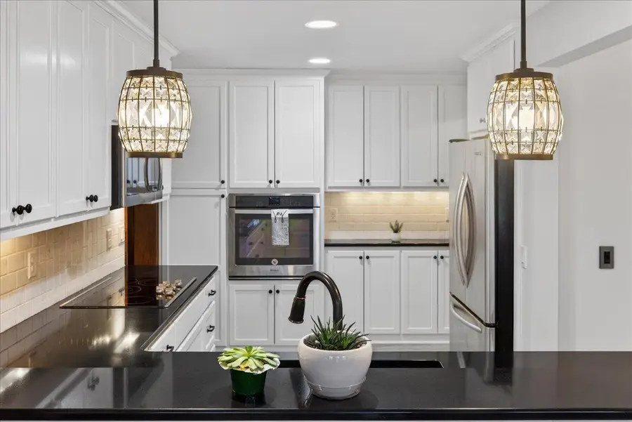 9550 Collegeview Road #218, Bloomington, MN 55437 - #3