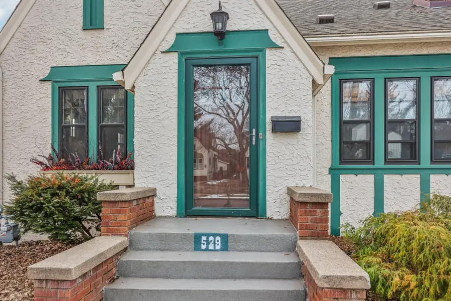529 Saratoga Street S, Saint Paul, MN 55116 - #2