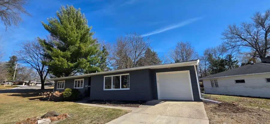 307 Channel Road, Albert Lea, MN 56007 - #2