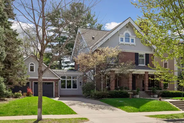 1777 Knox Avenue S, Minneapolis, MN 55403