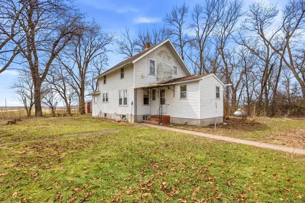 54724 805th Avenue, Stewart, MN 55385