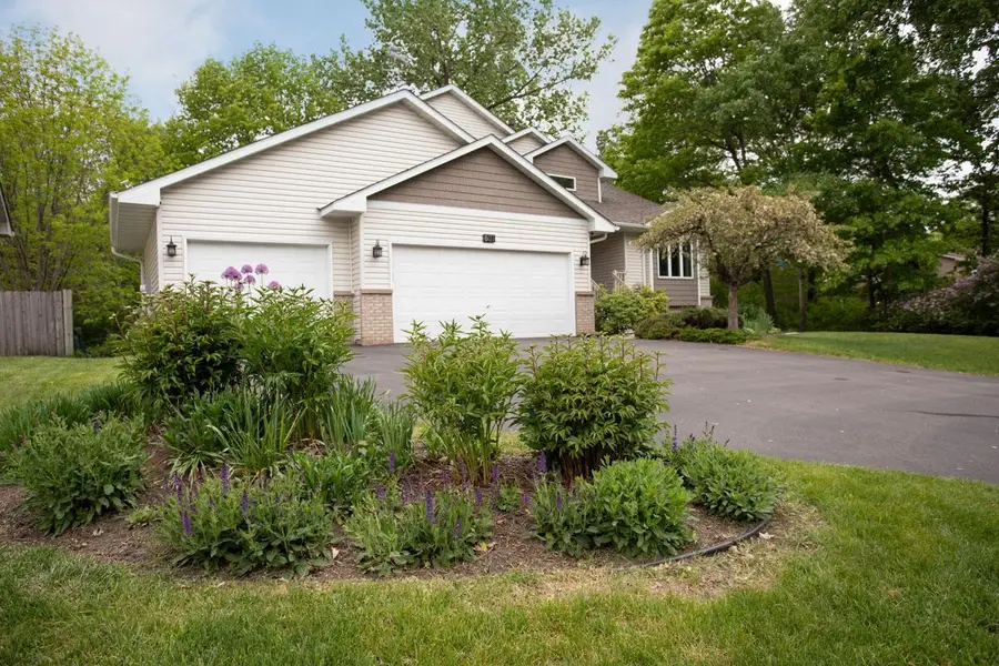 601 Sterling Street S, Saint Paul, MN 55119 - #3
