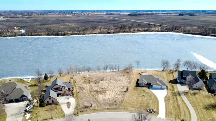 1165 W Shore Drive Sw, Hutchinson, MN 55350 - #3