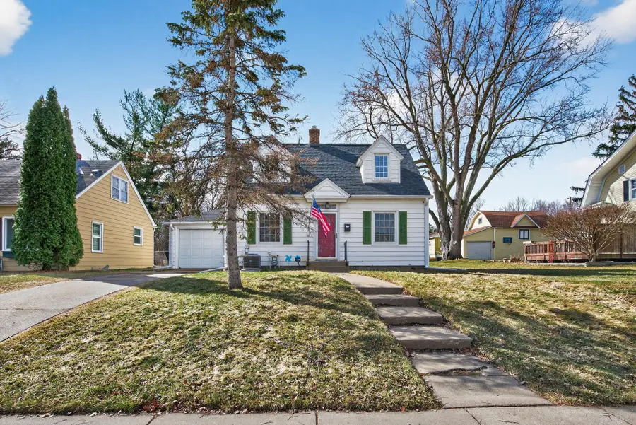 1910 Margaret Street, Saint Paul, MN 55119 - #3