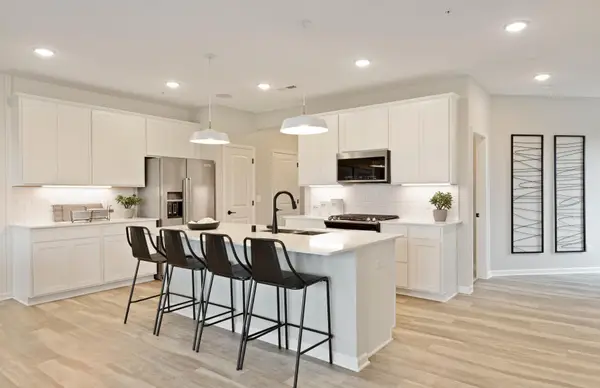 6297 Ivywood Avenue S, Cottage Grove, MN 55016