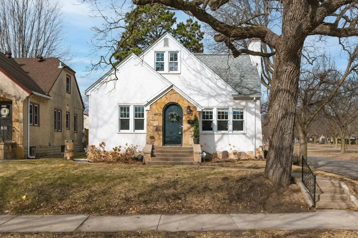 4433 Oliver Avenue N, Minneapolis, MN 55412 - #1
