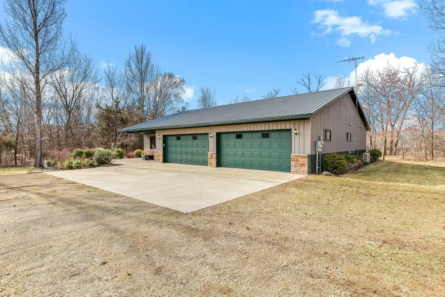 9401 127th Street Se, Clear Lake, MN 55319 - #2