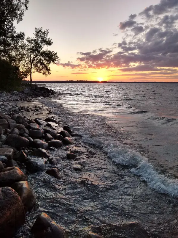 7524 Blue Water Beach Road Nw, Walker, MN 56484