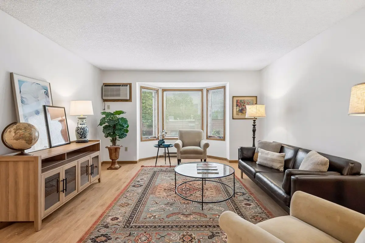 2425 E Franklin Avenue #209, Minneapolis, MN 55406 - #1