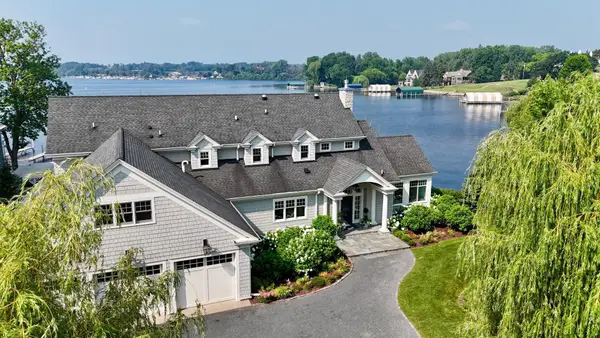 1105 Ferndale Road W, Wayzata, MN 55391