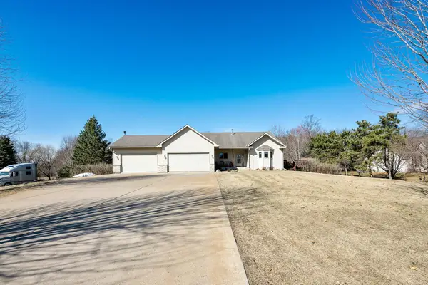 16238 Urbank Street Ne, Ham Lake, MN 55304