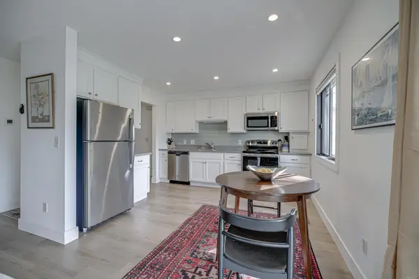 5478 Sanibel Drive, Hopkins, MN 55343