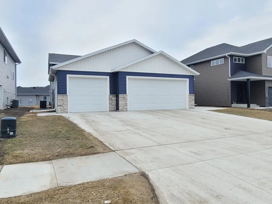2308 36th Avenue S, Moorhead, MN 56560 - #3
