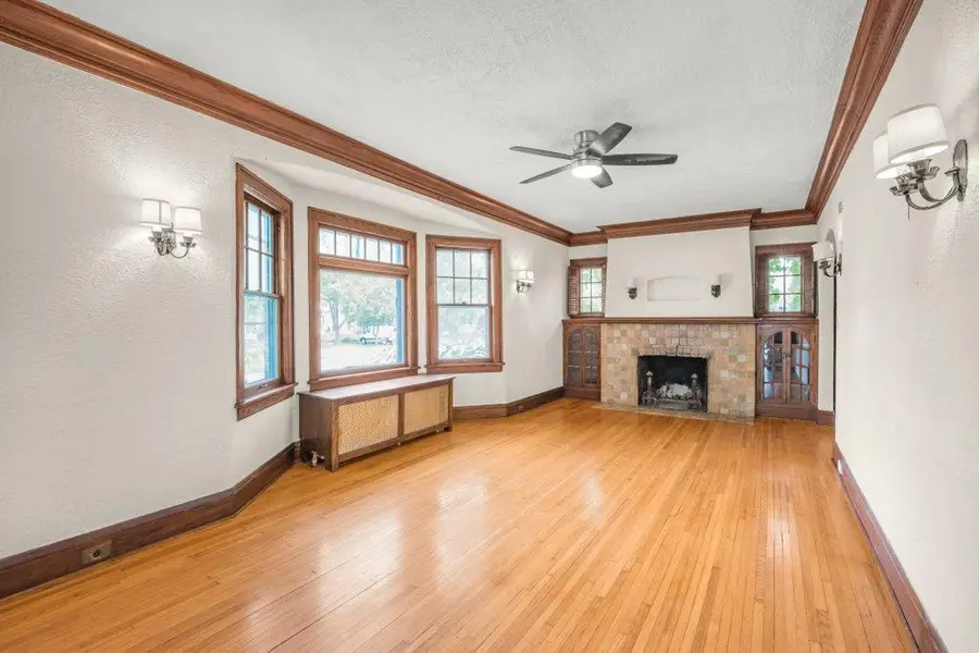 2657 Zenith Avenue N, Robbinsdale, MN 55422 - #3