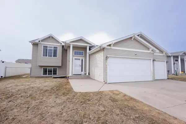 4241 17th Street S, Moorhead, MN 56560