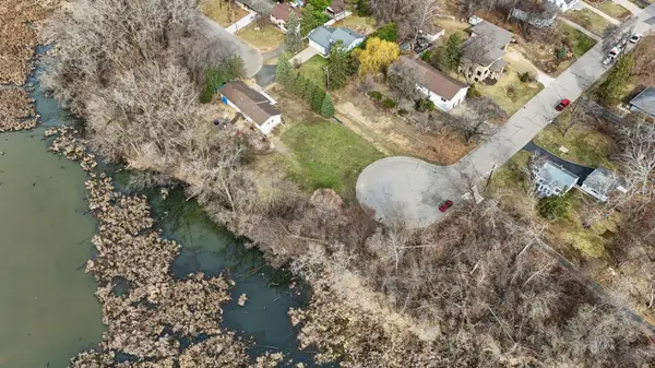 1801 Western Avenue N, Saint Paul, MN 55113