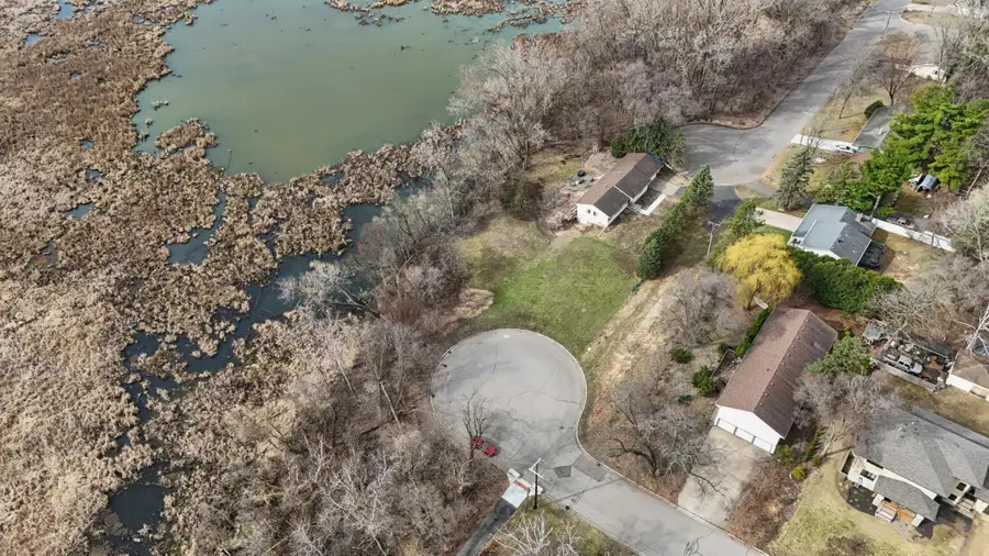 1801 Western Avenue N, Saint Paul, MN 55113 - #3