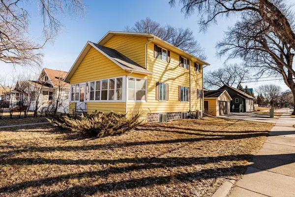 1348 6th Street S, Fargo, ND 58103