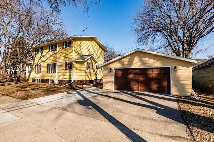 1348 6th Street S, Fargo, ND 58103 - #3