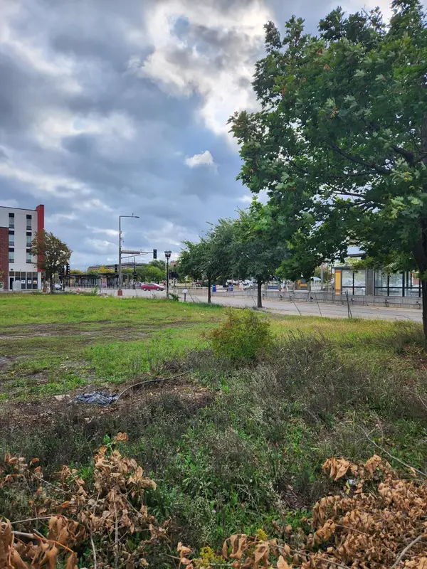 1347 University Avenue W, Saint Paul, MN 55104