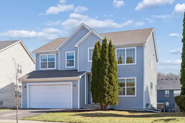 7684 Fountain Lane N, Maple Grove, MN 55311