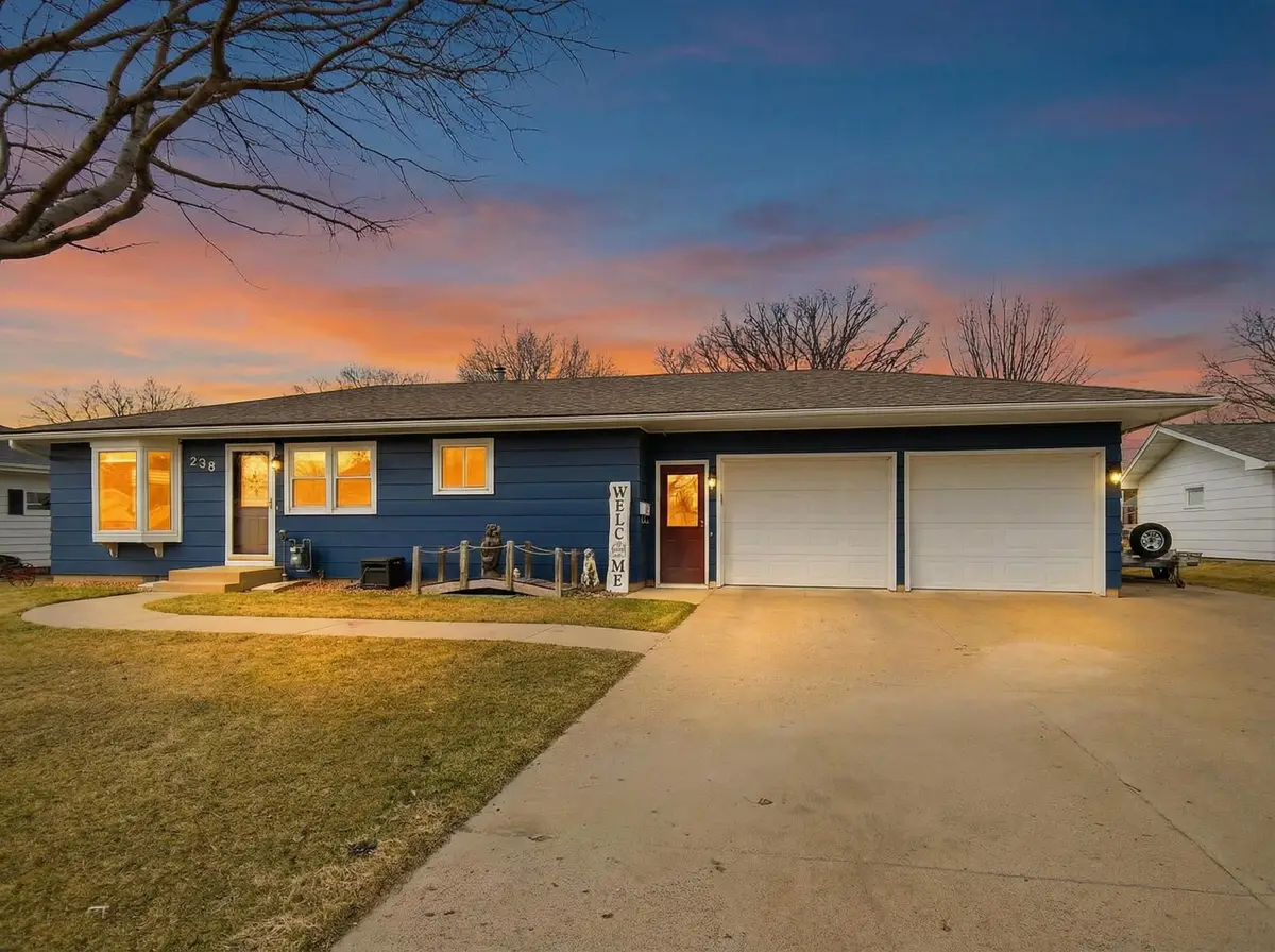 238 13th Street Sw, Owatonna, MN 55060 - #1