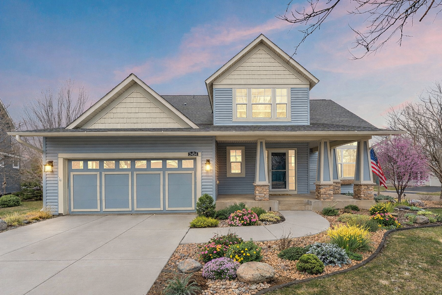 2454 Sandstone Place, Woodbury, MN 55129 - #2