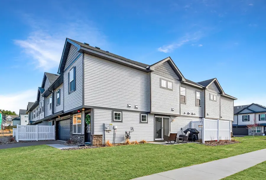 5251 Long Pointe Pass, Woodbury, MN 55129 - #2