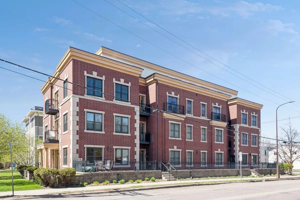 625 Dayton Avenue #4, Saint Paul, MN 55104 - #1