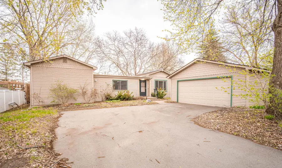 110145 Olin Court, Chaska, MN 55318 - #2