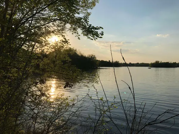 981 Peninsula Point Road, Shakopee, MN 55379