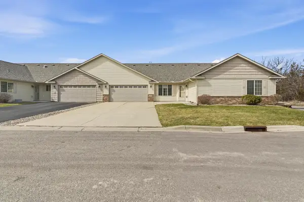 120 Palmer Path, Mankato, MN 56001