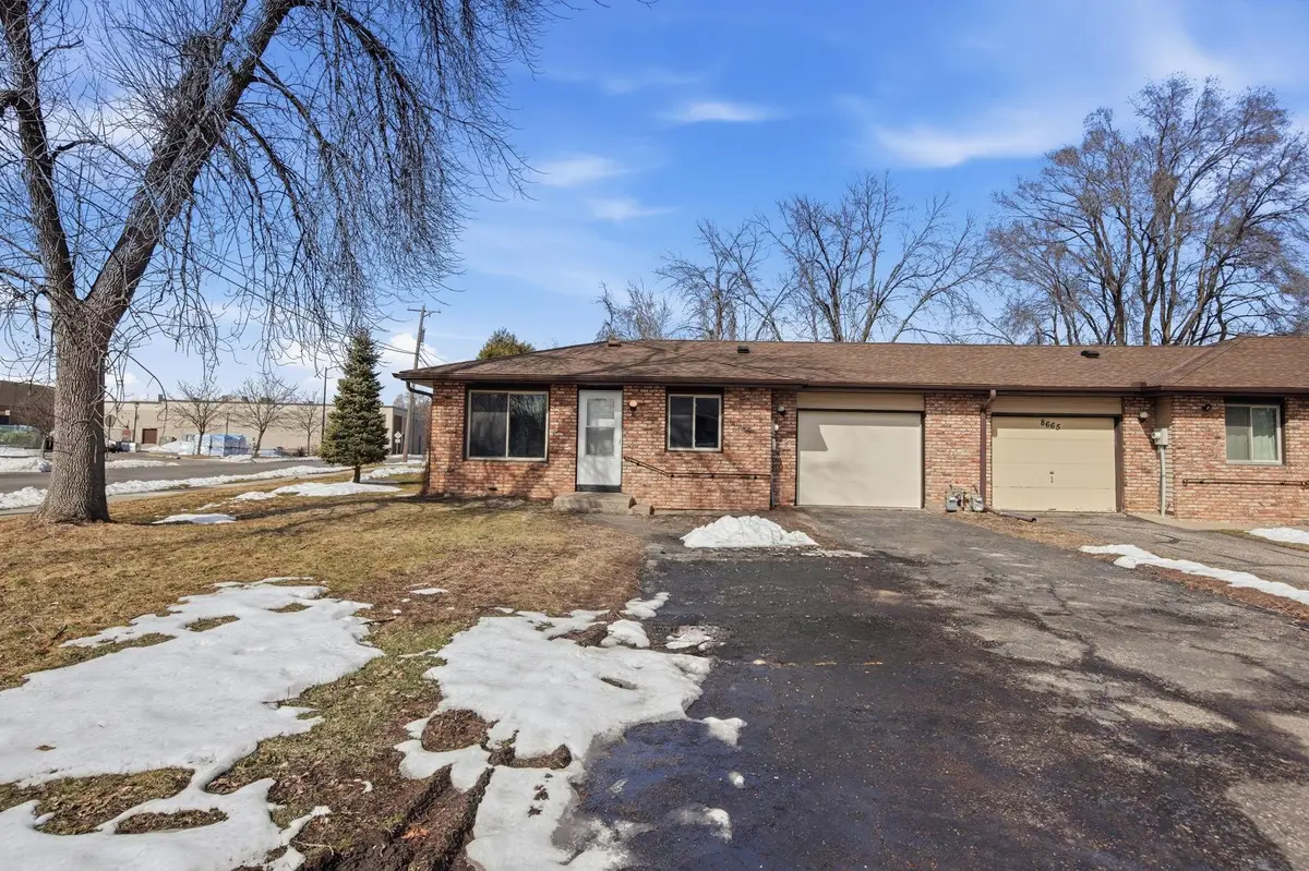 8675 209th Street W, Lakeville, MN 55044 - #1