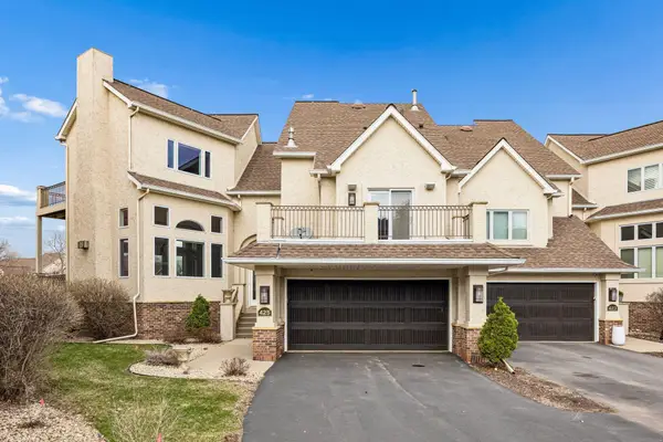 425 River Street, Minneapolis, MN 55401