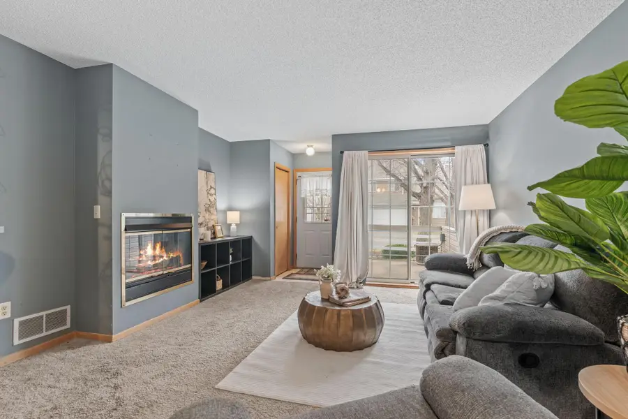 9941 Fillmore Street Ne, Blaine, MN 55434 - #3