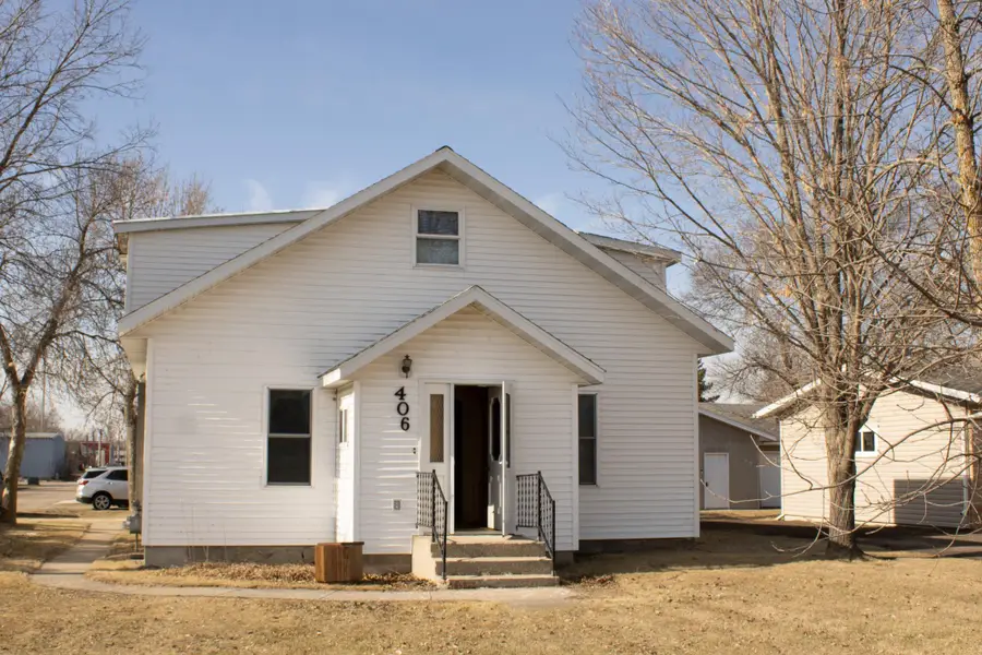 406 Balmoral Avenue, Henning, MN 56551 - #3