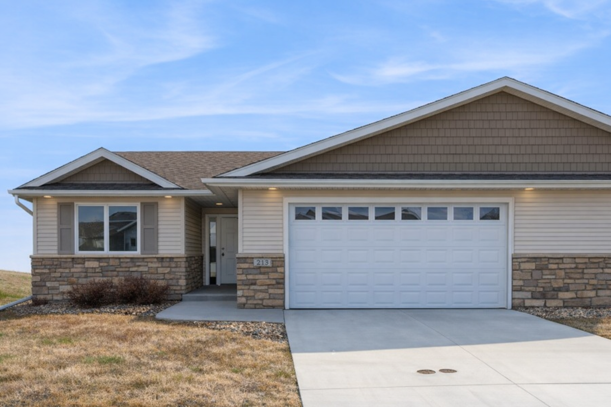 413 Fawn Run, Kenyon, MN 55946 - #1