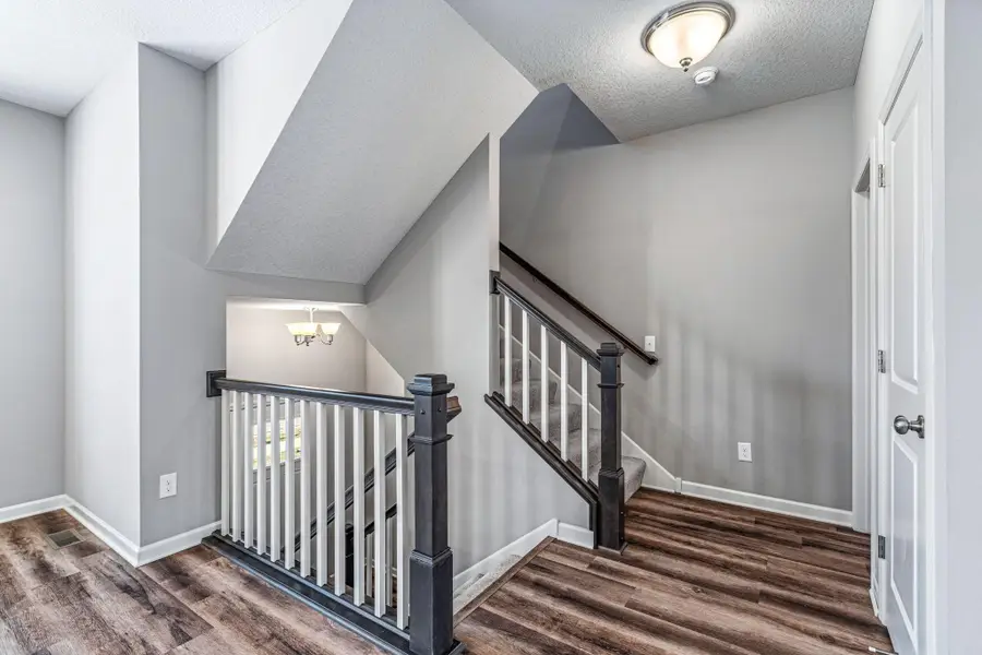 2189 Gateway Hill Road, North Saint Paul, MN 55109 - #3