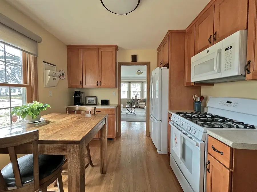 891 Nebraska Avenue W, Saint Paul, MN 55117 - #3