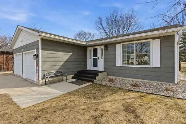 409 Boulder Street Sw, Hutchinson, MN 55350