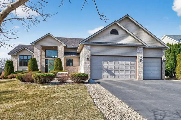 19354 Vernon Street Nw, Elk River, MN 55330