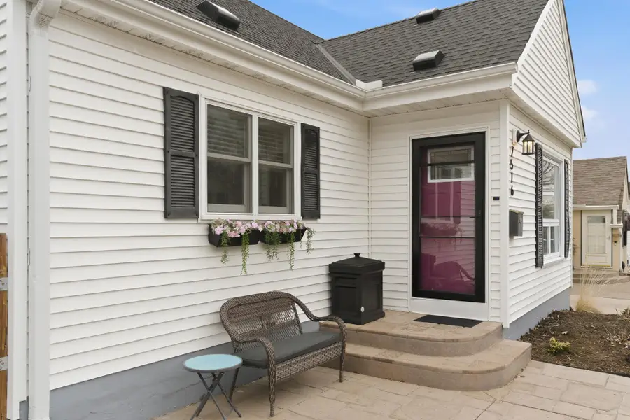7516 North Street, Minneapolis, MN 55426 - #2