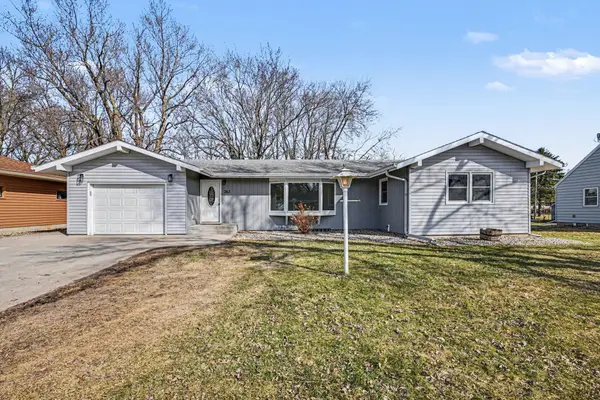 363 N Waterville Avenue, Le Center, MN 56057