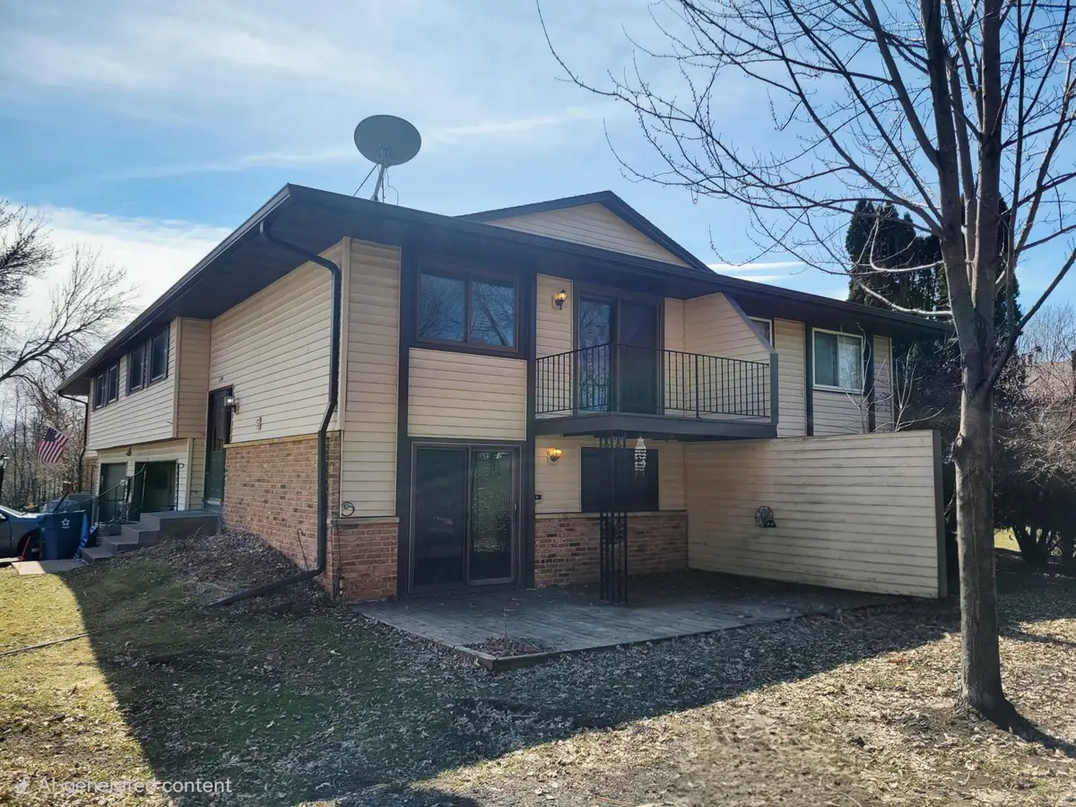 6594 Upper 35th Street N, Oakdale, MN 55128 - #1