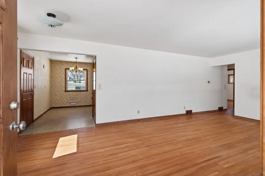 8706 20th Avenue S, Minneapolis, MN 55425 - #3