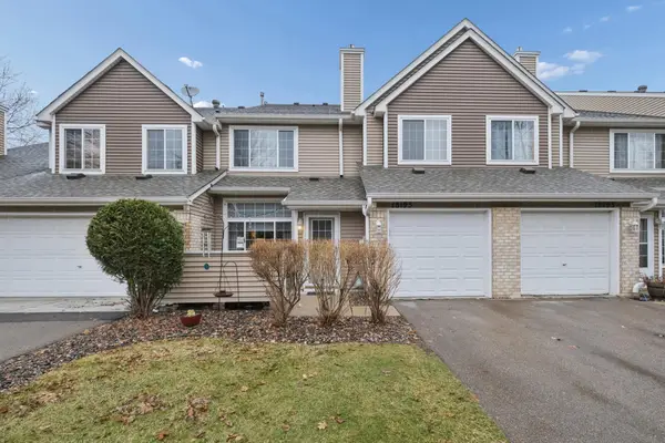 18195 Warbler Lane, Eden Prairie, MN 55346