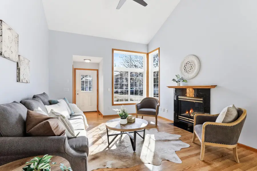 8813 Hastings Circle Ne, Blaine, MN 55449 - #3