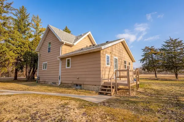 6159 132nd Avenue Ne, Spicer, MN 56288