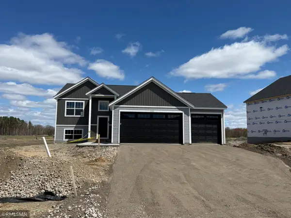 1555 Meadows Drive Ne, East Bethel, MN 55011